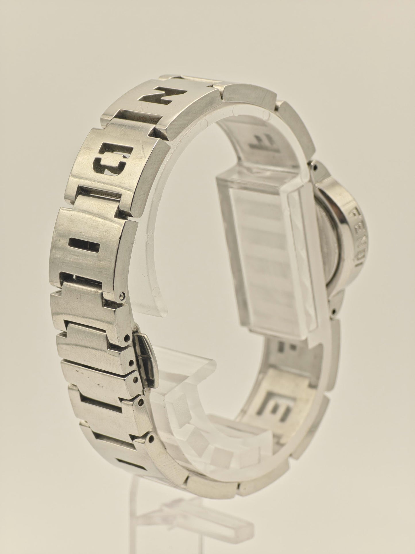 Fendi Women’s Watch Ref. 007 925 Silver Tone Swiss Made Stainless Steel Bracelet | - 36