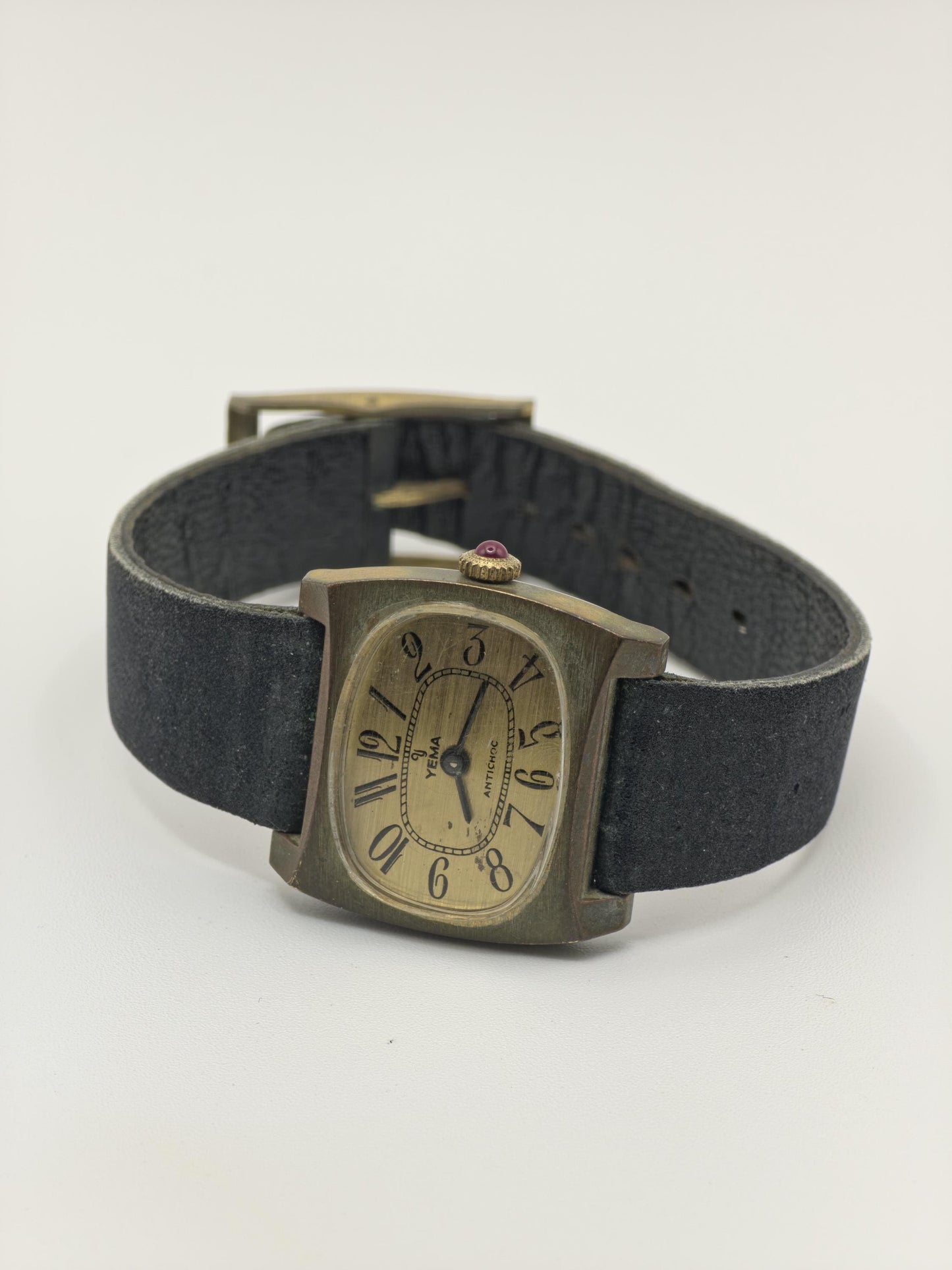 Vintage Yema Antichoc Women’s Watch Gold Tone Case Manual Wind Leather Strap | - 37