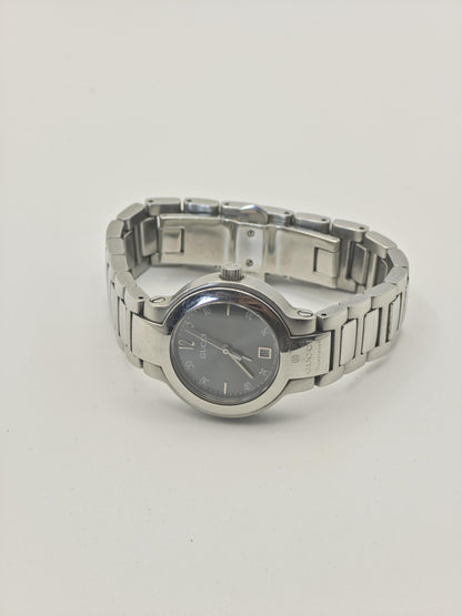 Gucci 8900L Quartz Women’s Watch Stainless Steel Date Box Warranty Extra Link | - 63