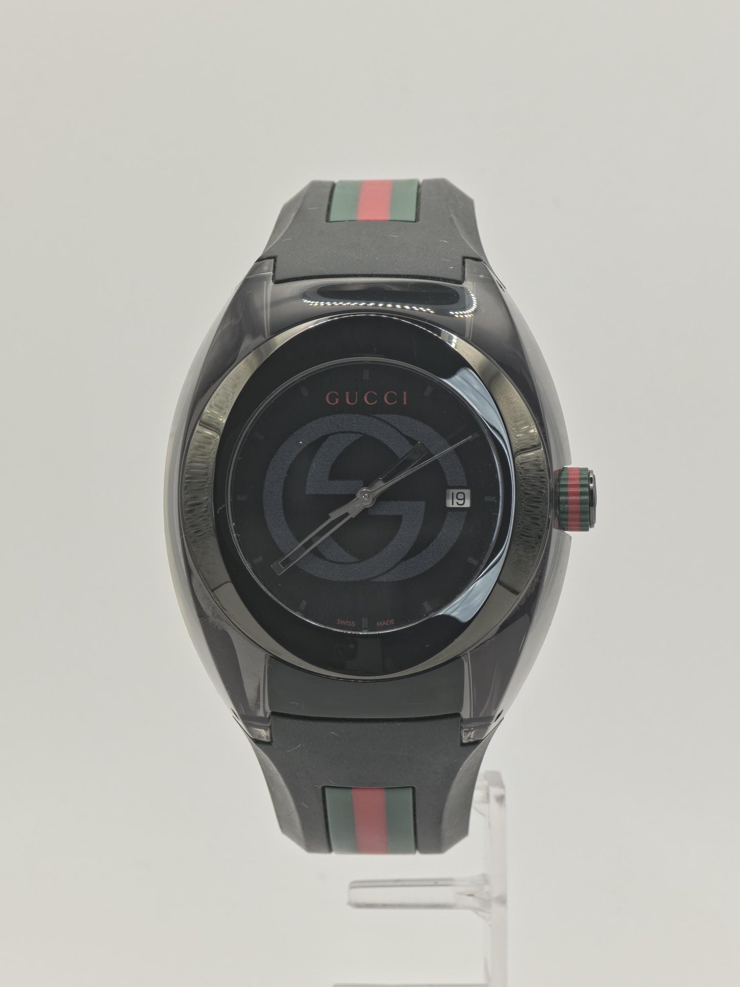 Gucci Sync 137.1 Quartz Wristwatch Black Dial Rubber Strap 5ATM Swiss Made | - 68