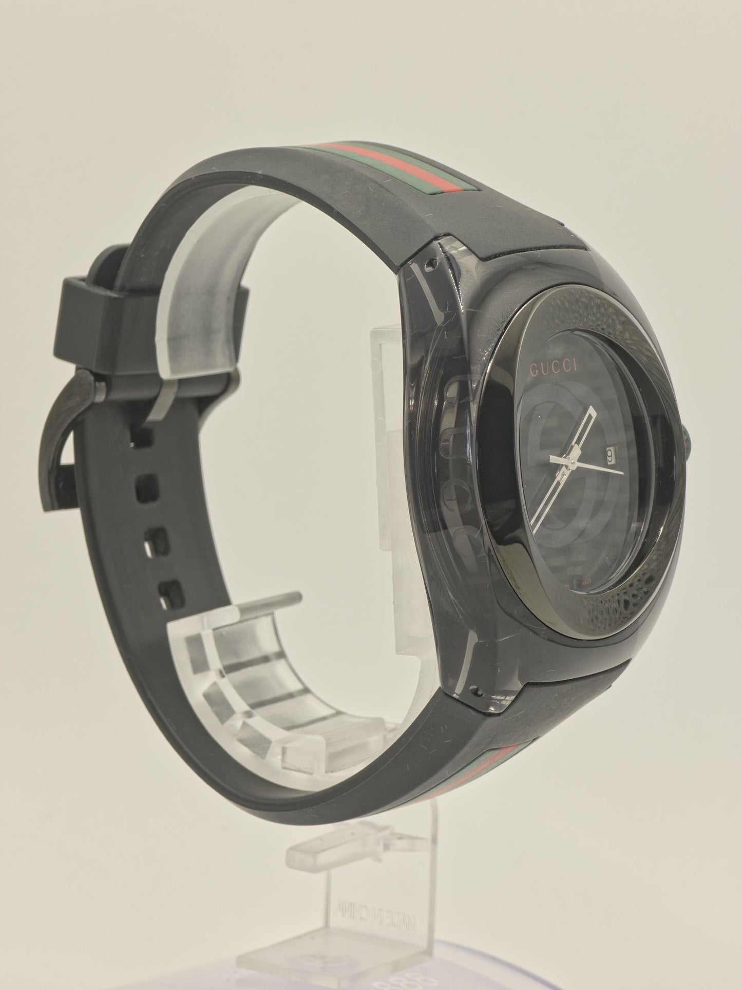 Gucci Sync 137.1 Quartz Wristwatch Black Dial Rubber Strap 5ATM Swiss Made | - 68