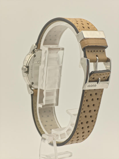 Gucci 101L women Swiss Quartz Watch Perforated Leather Strap 3ATM Boxed | - 74