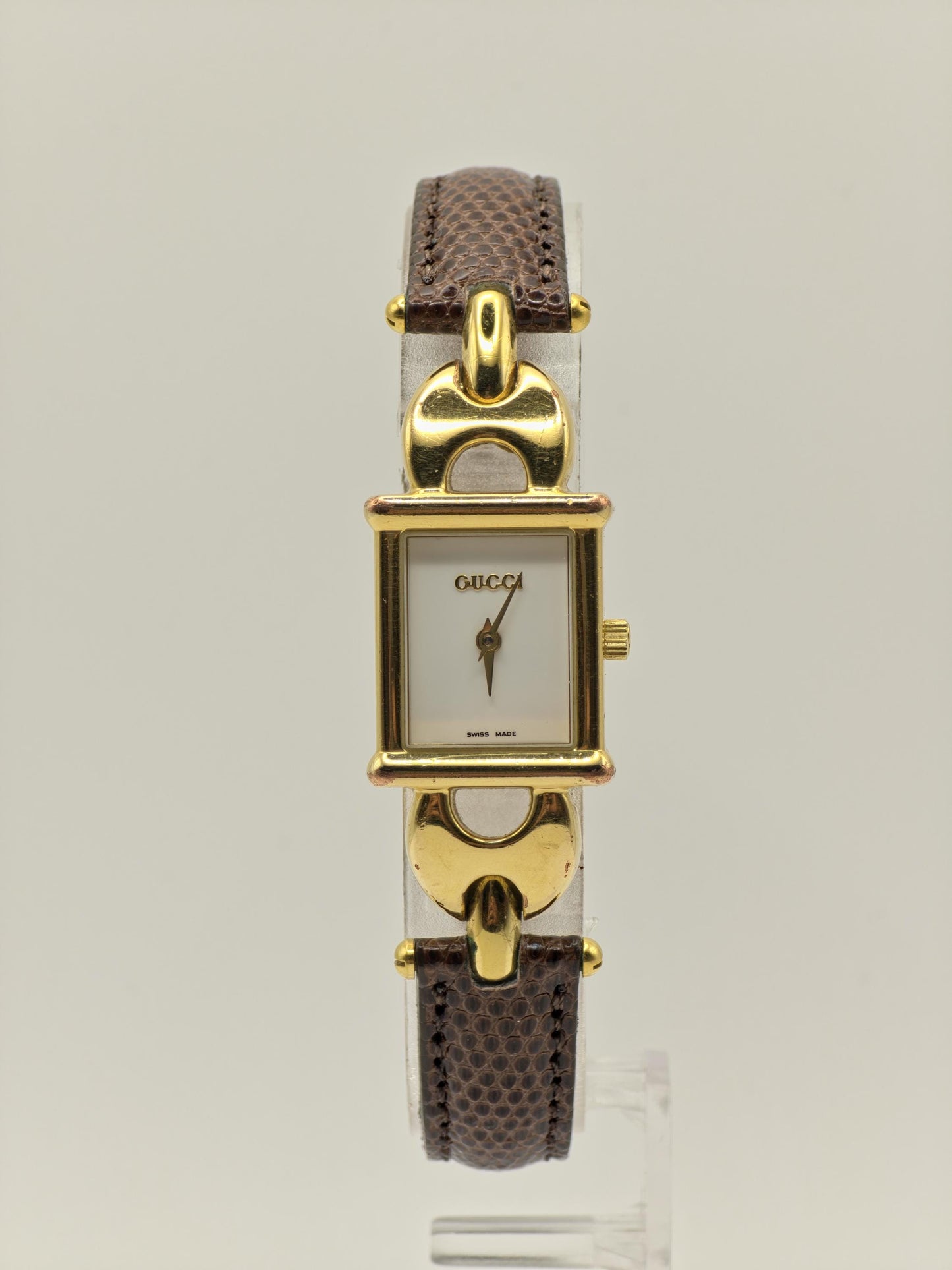 Gucci Women’s Quartz Watch | Model 1800L | Gold Case | Swiss Made | - 117