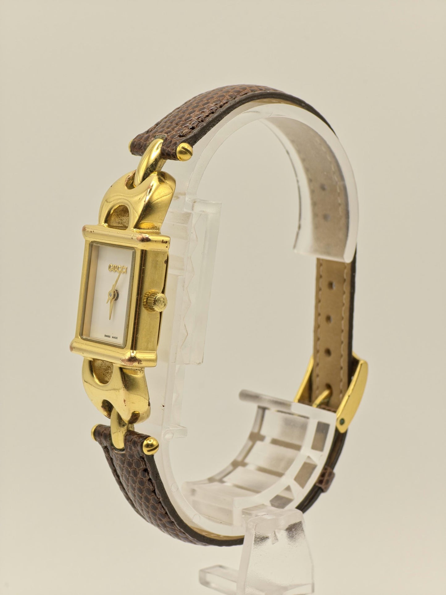 Gucci Women’s Quartz Watch | Model 1800L | Gold Case | Swiss Made | - 117