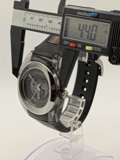 Gucci Men’s Quartz Watch | Model 137.1 | Black Dial | Rubber Strap | Swiss Made | - 118