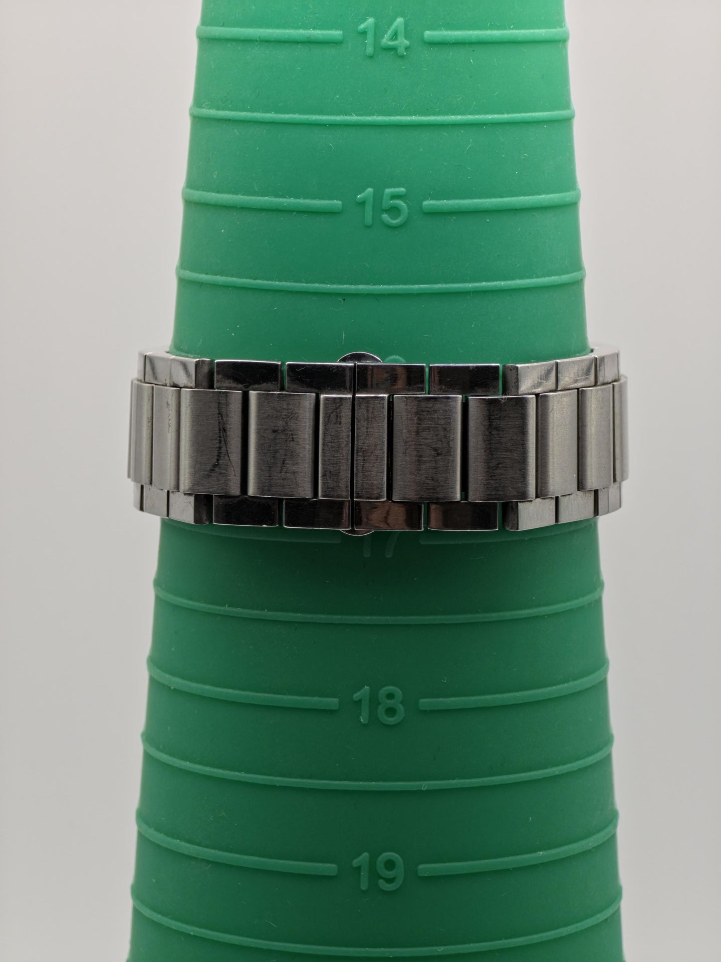 Vintage Gucci Square Watch | Model 7700M | Date | Stainless Steel | women | - 121