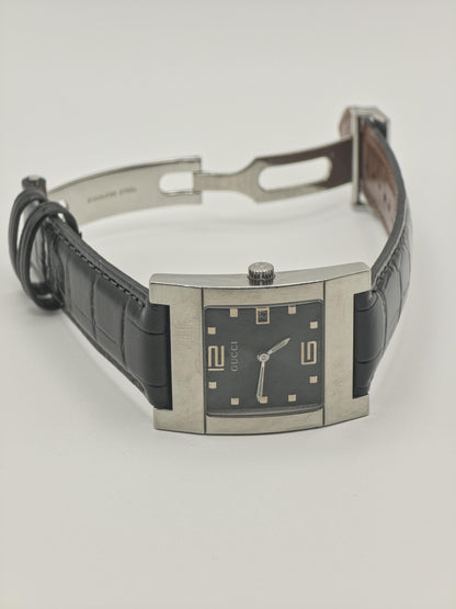 Gucci 7700M Rectangular Black Dial Leather Strap Swiss Quartz Unisex | - 132
