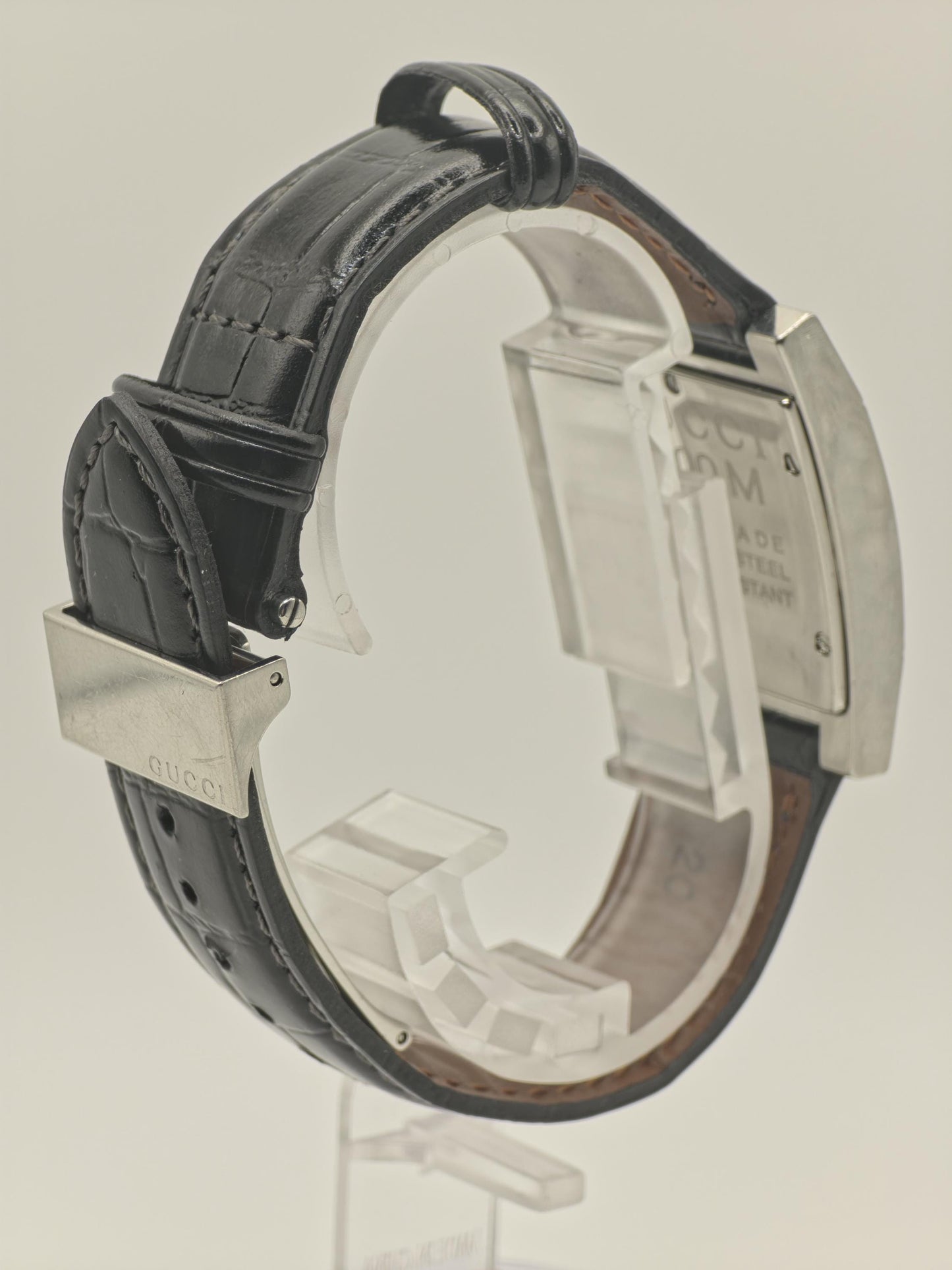 Gucci 7700M Rectangular Black Dial Leather Strap Swiss Quartz Unisex | - 132