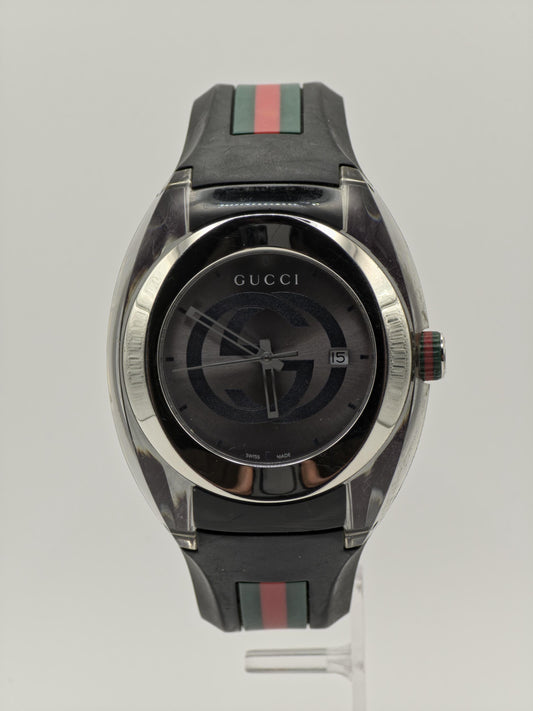 Gucci Men’s Quartz Watch | Model 137.1 | Black Dial | Rubber Strap | Swiss Made | - 118