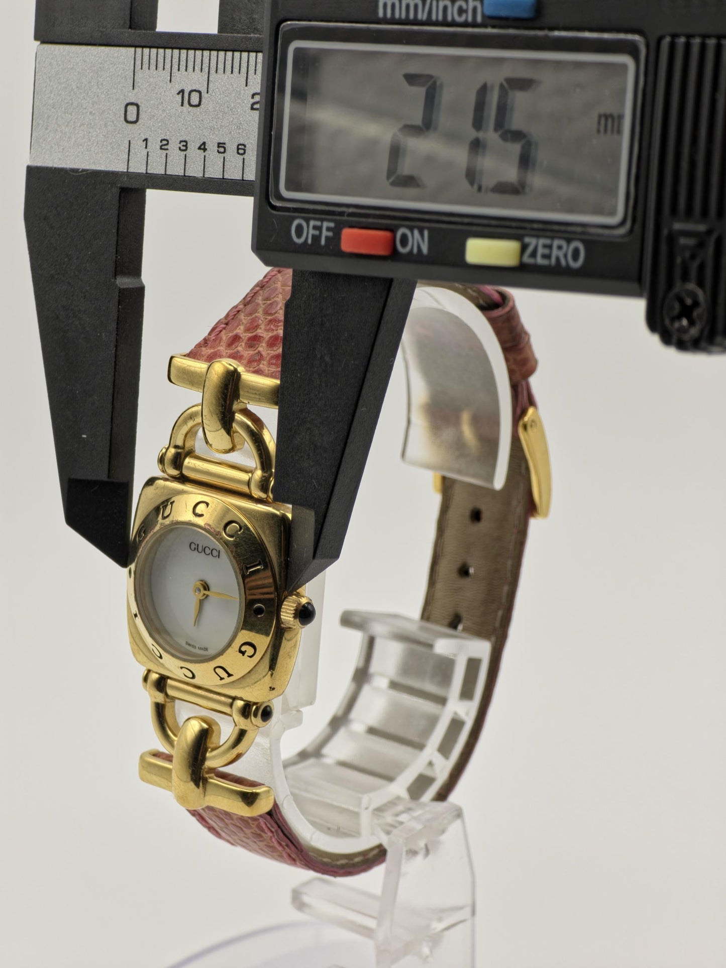 Gucci Gold Tone Watch | Model 6300L | Leather Strap | Swiss Made | Women | - 122