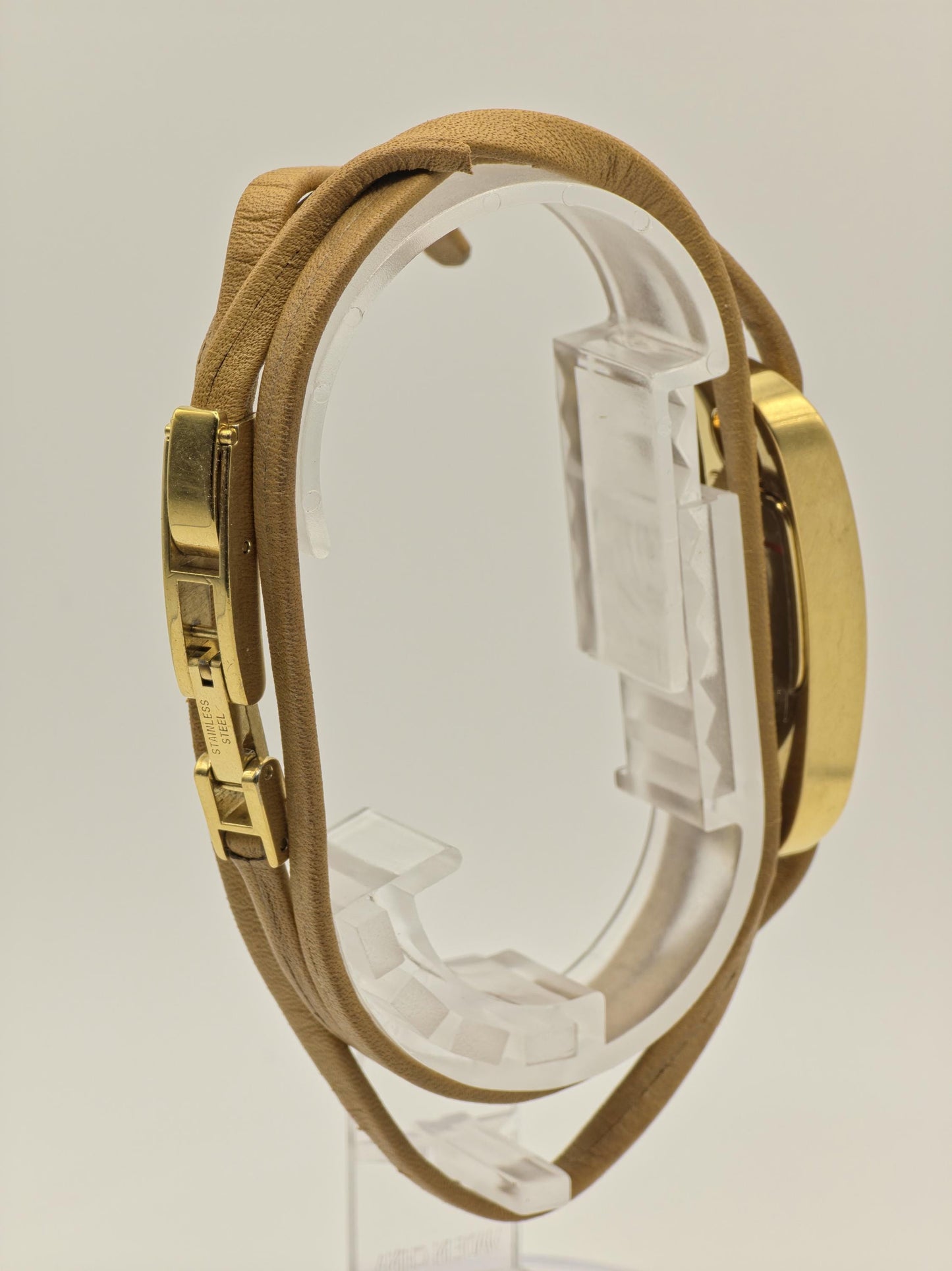 Gucci Women’s Wrap Bracelet Watch | Model 6100L | Gold Dial | Swiss Made | Adjustable Bracelet | Box Included | - 126
