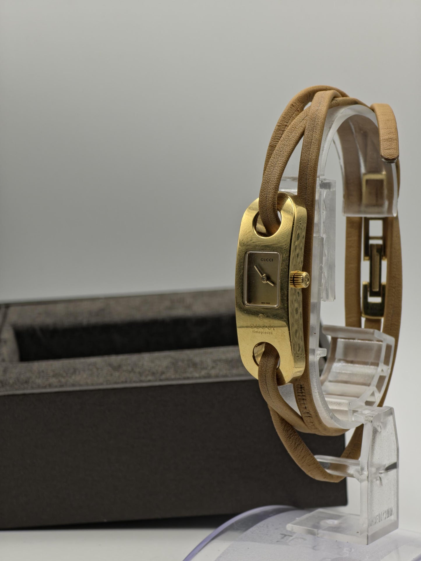 Gucci Women’s Wrap Bracelet Watch | Model 6100L | Gold Dial | Swiss Made | Adjustable Bracelet | Box Included | - 126