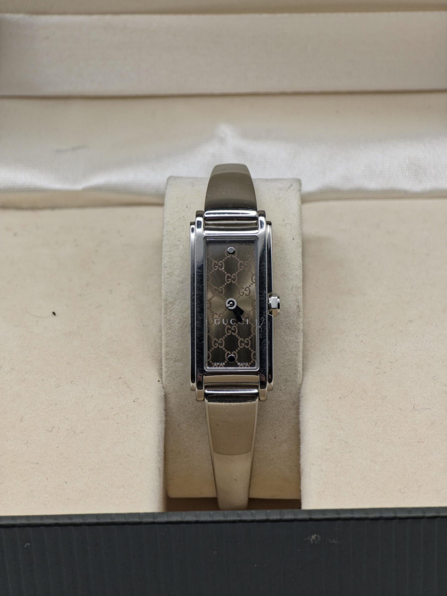 Gucci Women’s Rectangular Watch | Model 109 | GG Monogram Dial | Swiss Made | Box Included | - 127