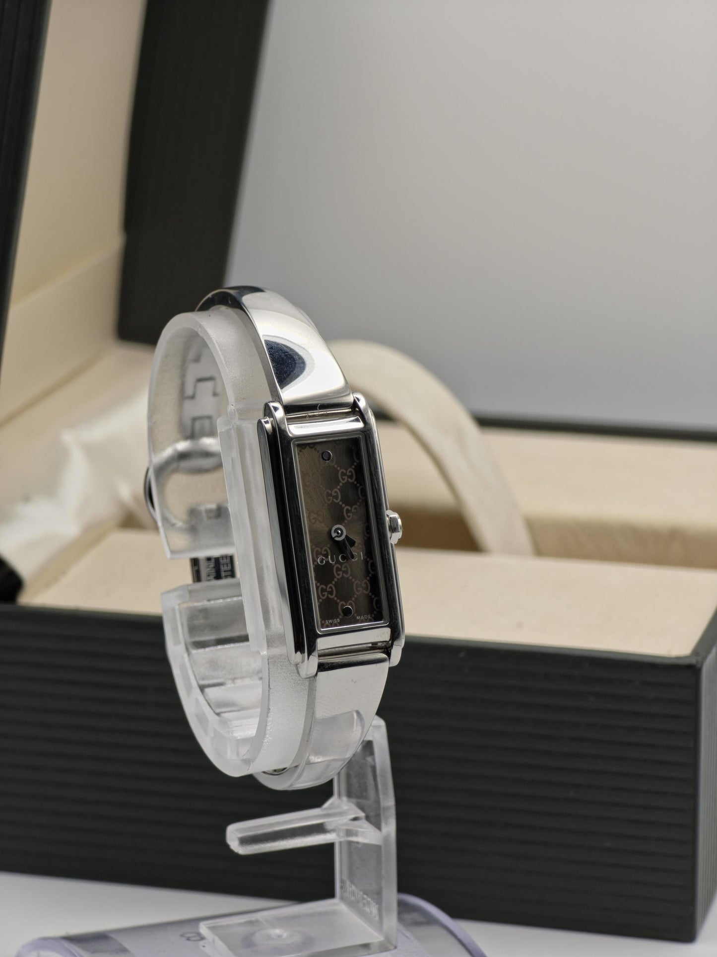 Gucci Women’s Rectangular Watch | Model 109 | GG Monogram Dial | Swiss Made | Box Included | - 127