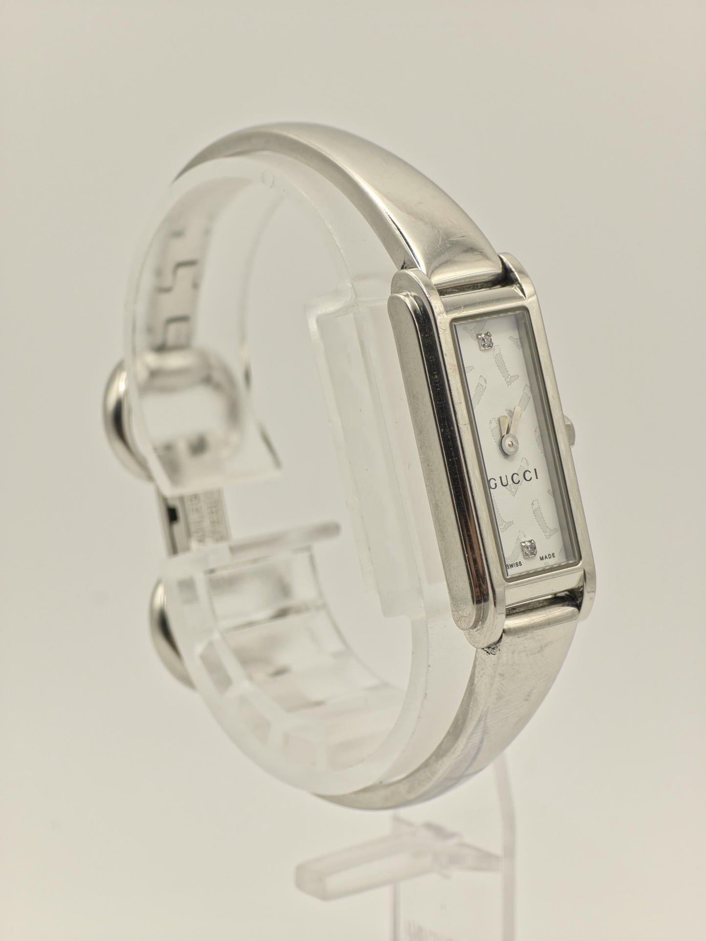 Gucci Women’s Rectangular Watch | Model 109 | Swiss Made | Stainless Steel Bracelet | Box Included | - 129