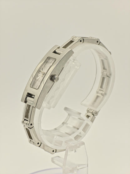 Gucci 3900L Vintage Quartz Watch Women | - 158