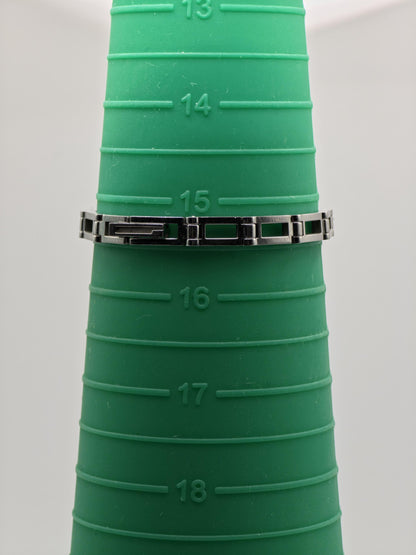 Gucci 3900L Vintage Quartz Watch Women | - 158