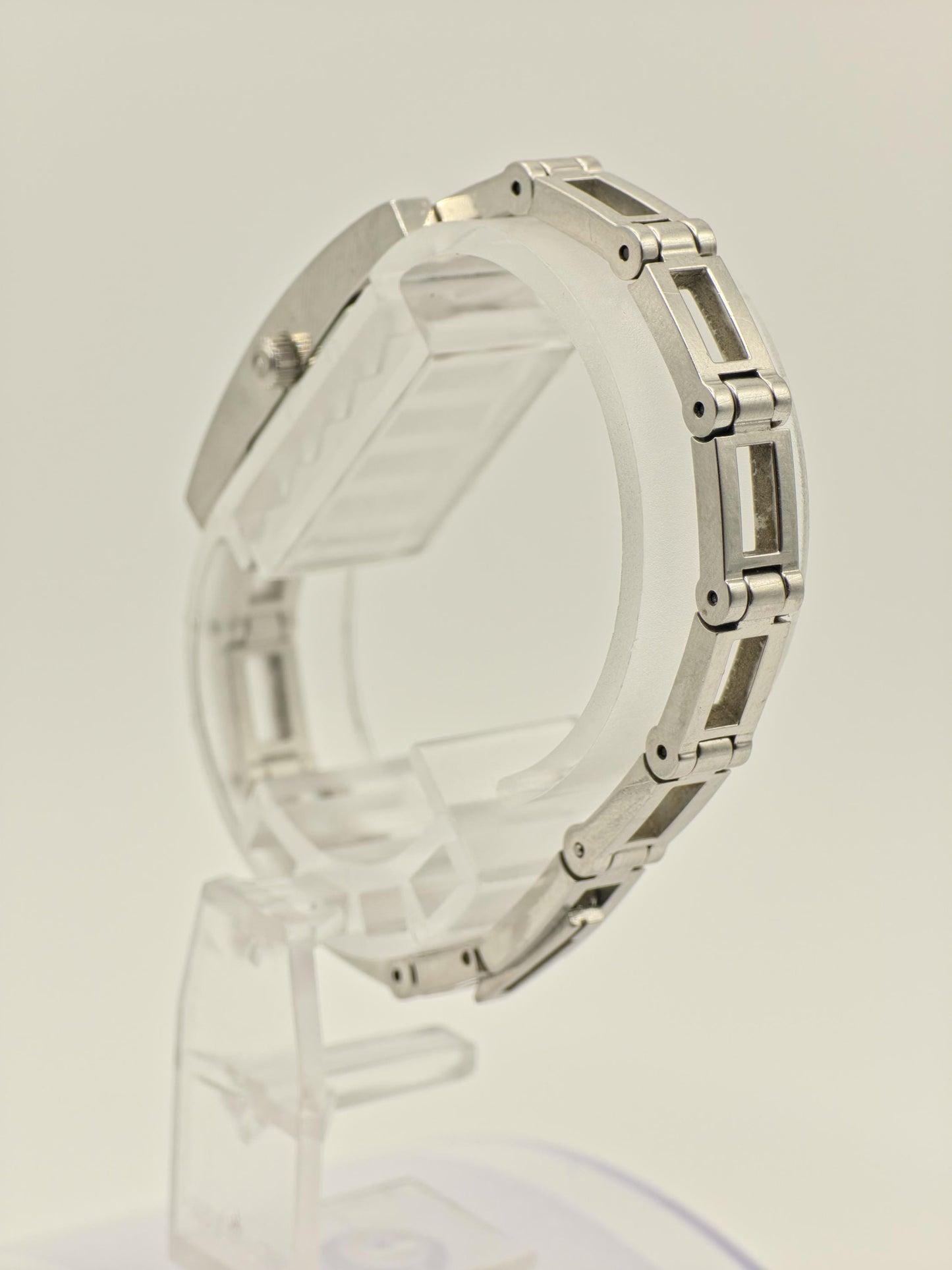 Gucci 3900L Vintage Quartz Watch Women | - 158