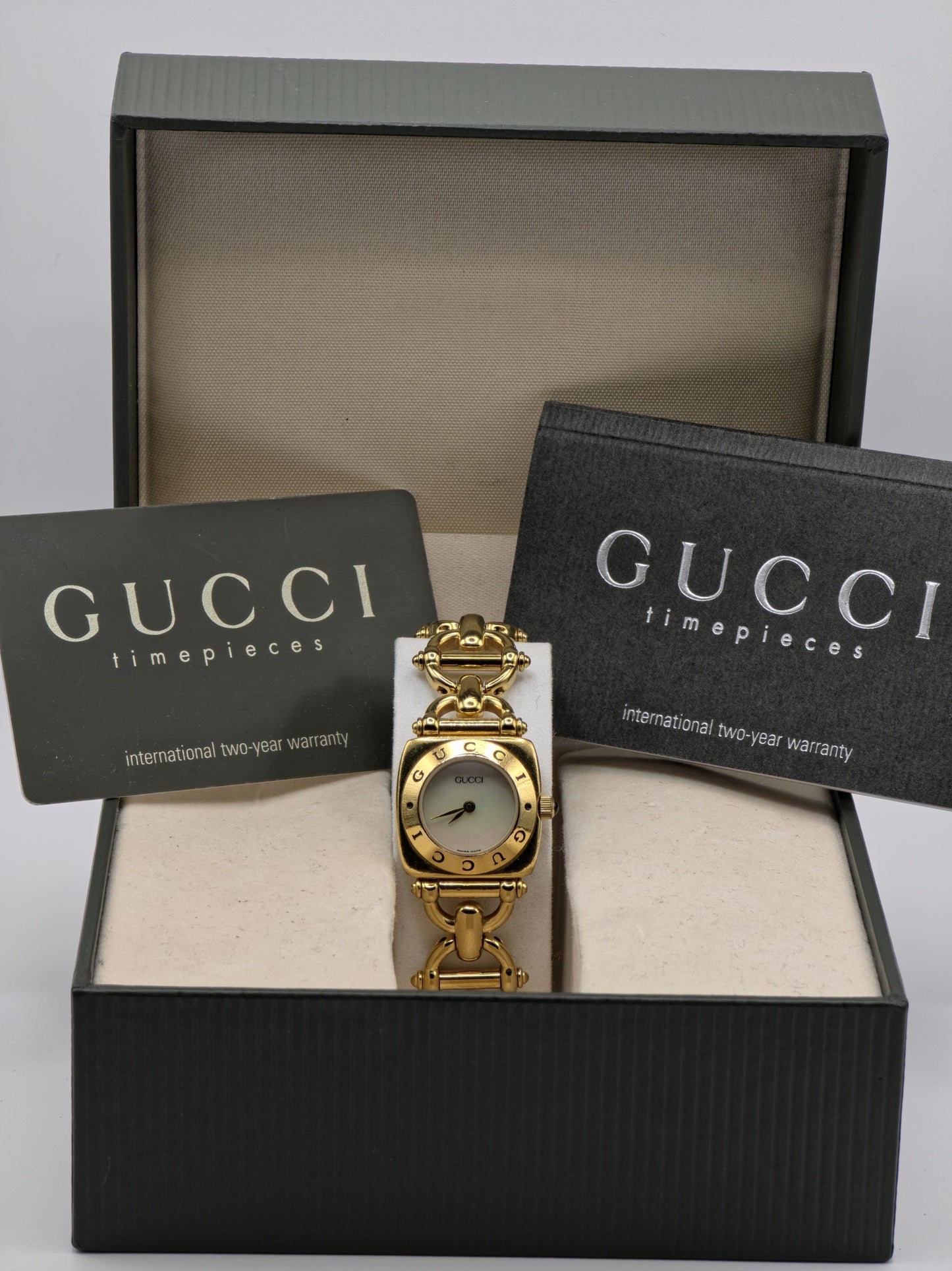 Gucci 6400L Vintage Swiss Women’s Watch | Box & International Warranty - 167