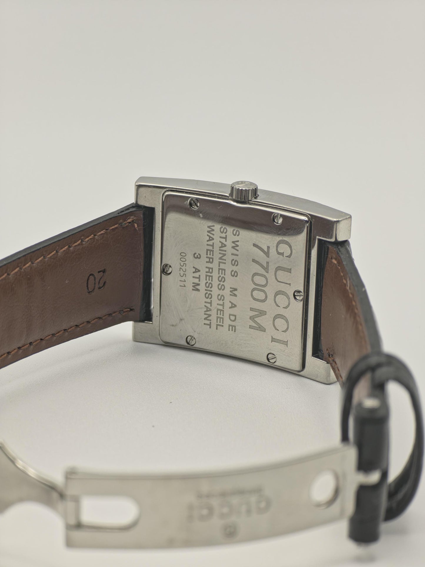 Gucci 7700M Rectangular Black Dial Leather Strap Swiss Quartz Unisex | - 132