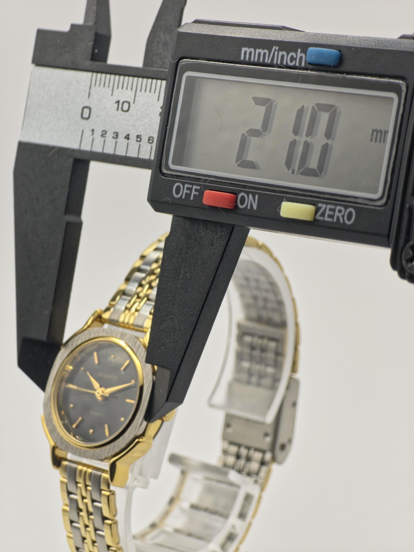 Rogatis Quartz Couple Watch Set His & Hers | Two-Tone Vintage Style | - 204