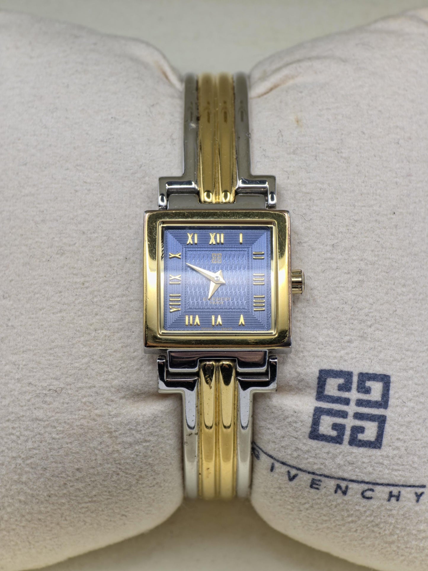 Givenchy REG95577597 Vintage Swiss Women Watch | Box & Warranty - 174