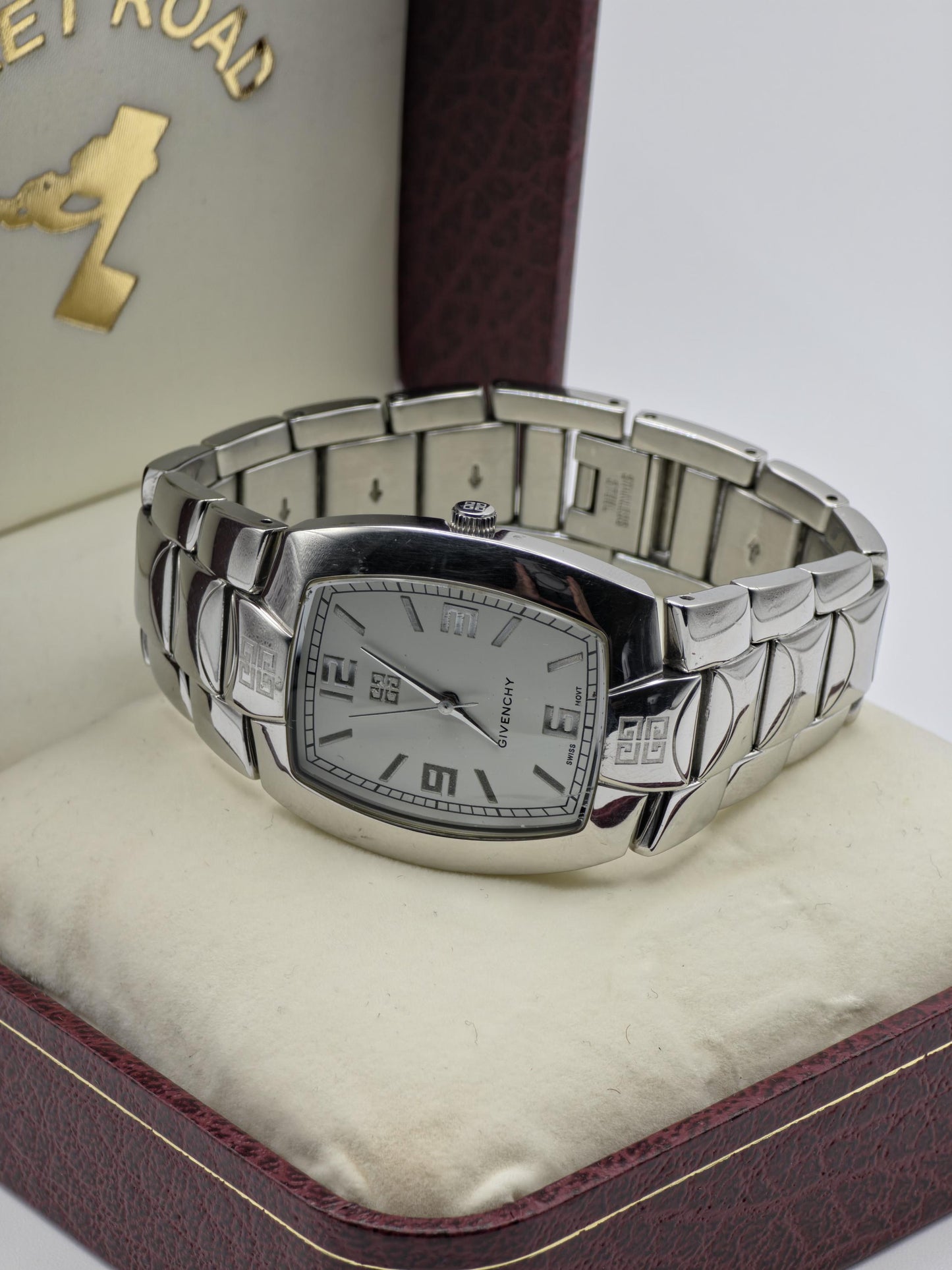 Givenchy 0218 4P Vintage Swiss Quartz Watch Man  | Box Warranty Link -175