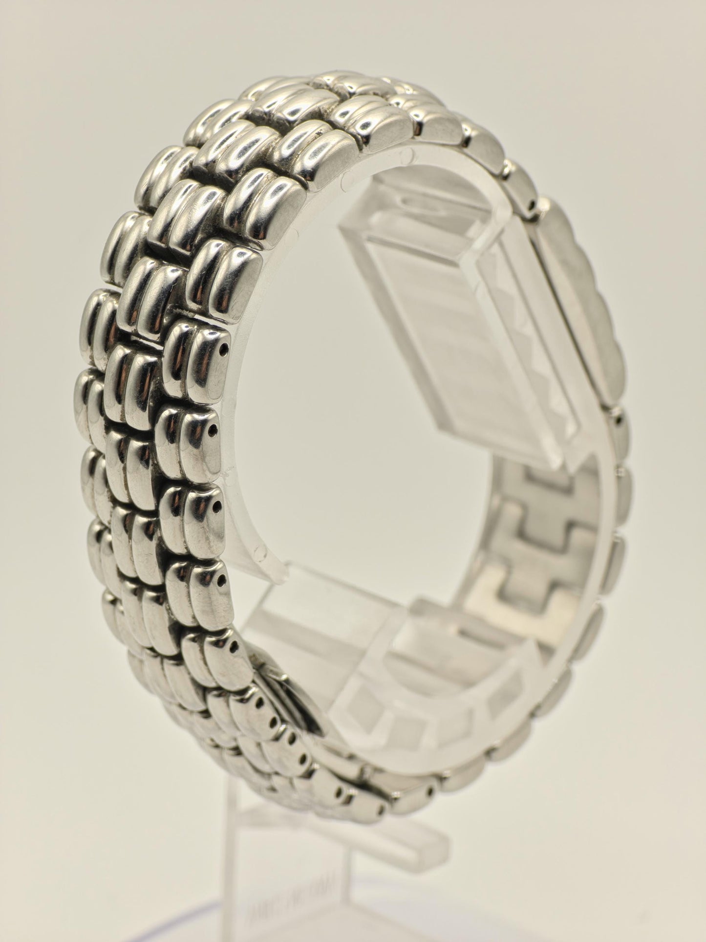 Fendi 024-660L-656 Stainless Steel Black Dial Women Watch | Swiss Made - 189