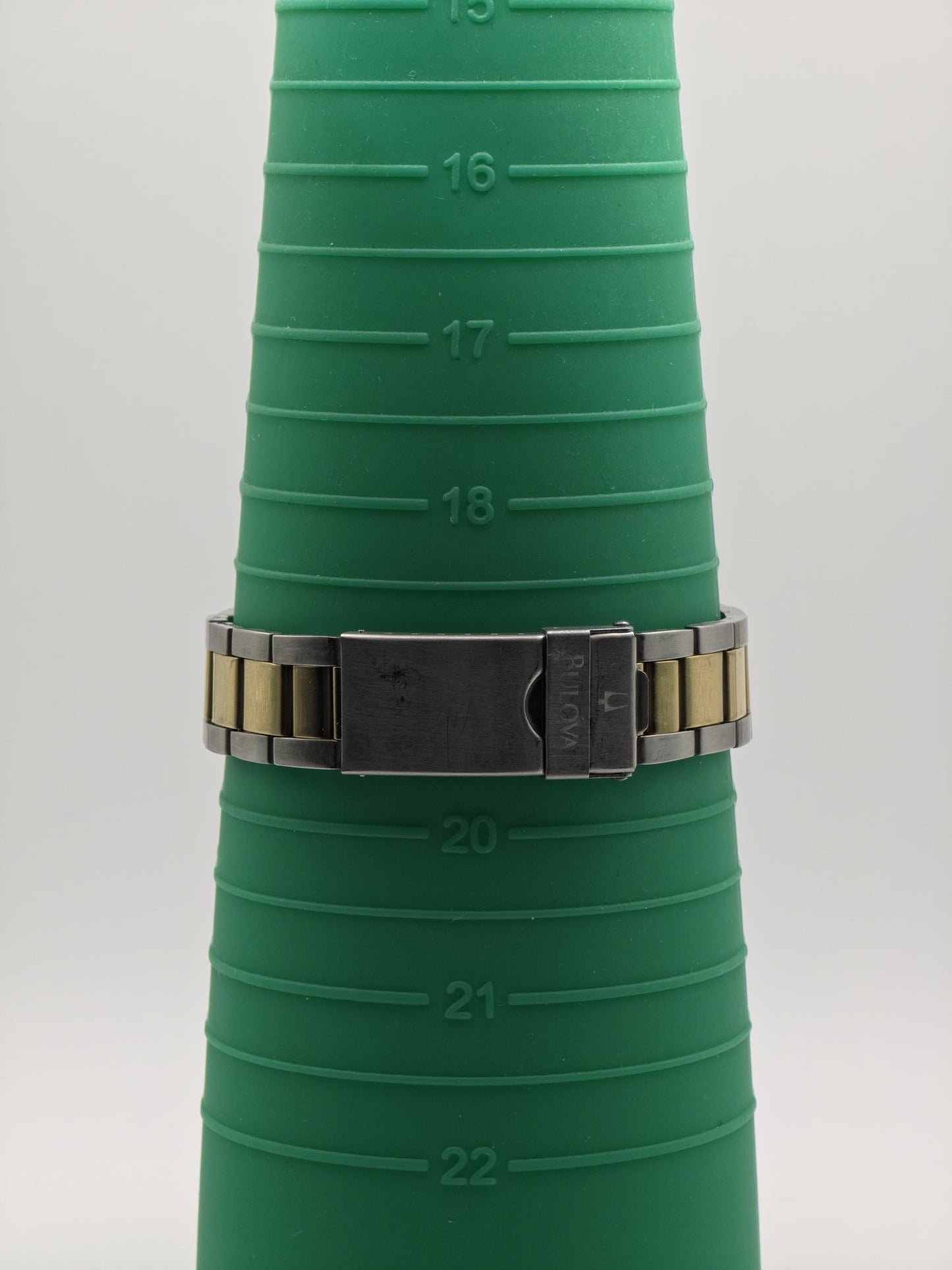 Bulova 1016M Super Seville Calendar Automatic Men’s Watch | - 197