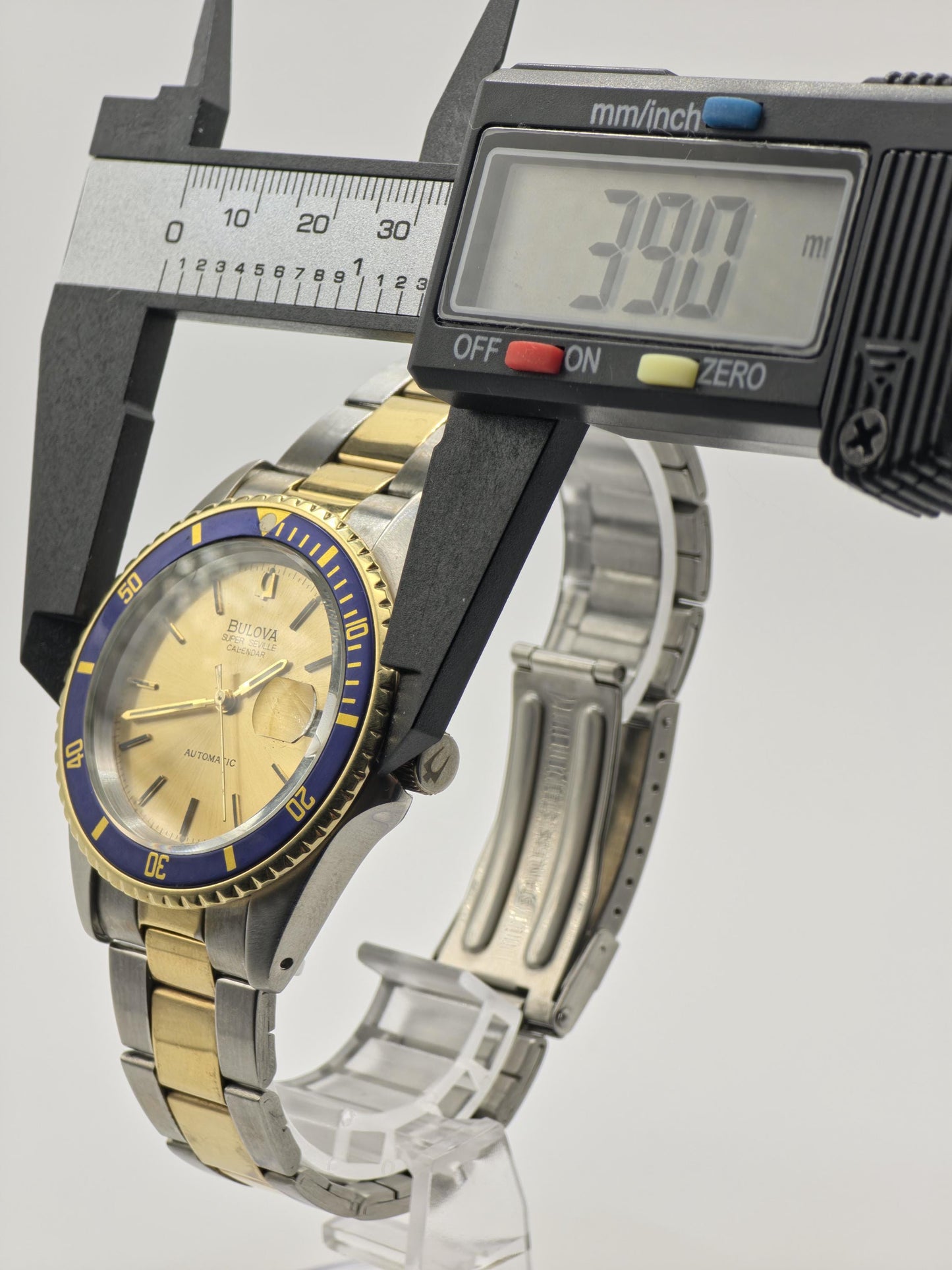 Bulova 1016M Super Seville Calendar Automatic Men’s Watch | - 197