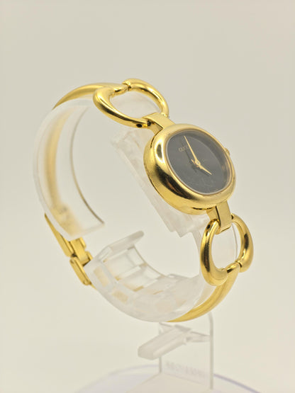 Gucci 1600 Watch Women Black Dial Gold Tone Bracelet Vintage - 225