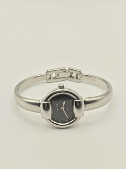 Gucci 1400L Watch Women Black Dial Silver Bangle Bracelet - 230