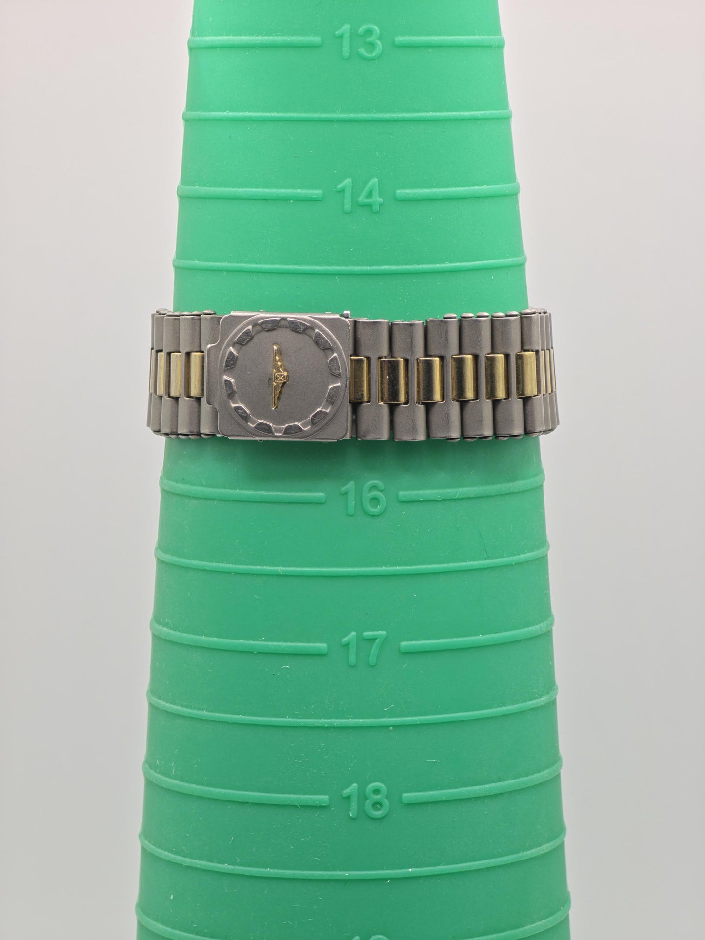 Longines Conquest Ti Quartz Titanium Watch Unisex Two Tone Date - 233
