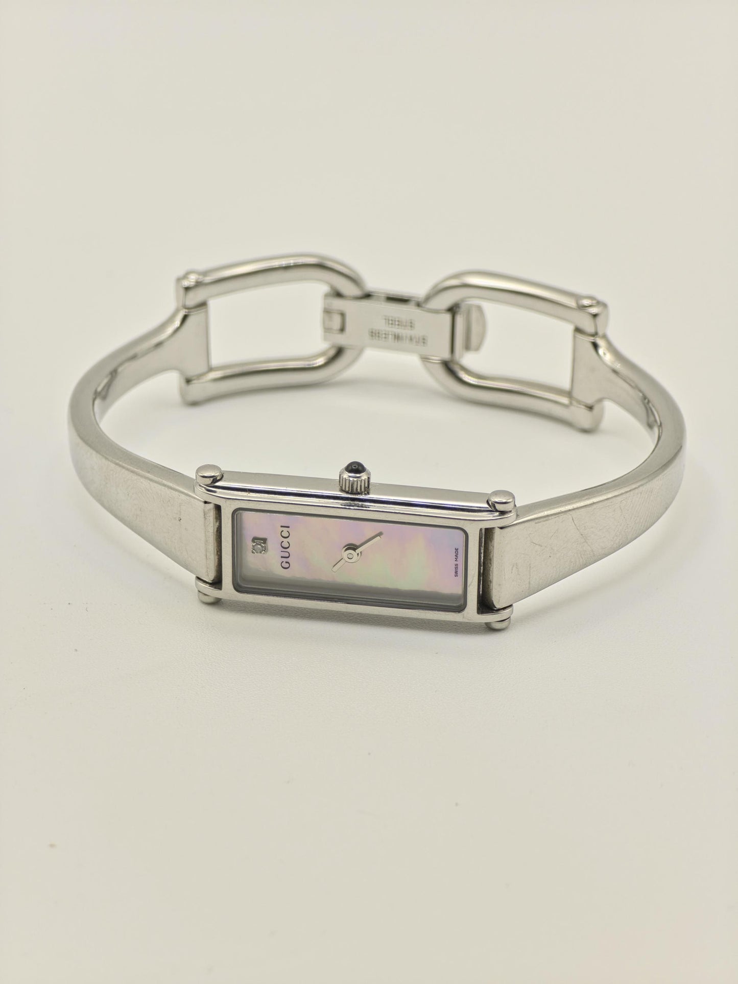 Gucci 1500L Quartz Watch Mother of Pearl Dial Silver Women Vintage - 236