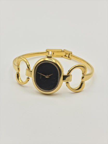 Gucci 1600 Watch Women Black Dial Gold Tone Bracelet Vintage - 225