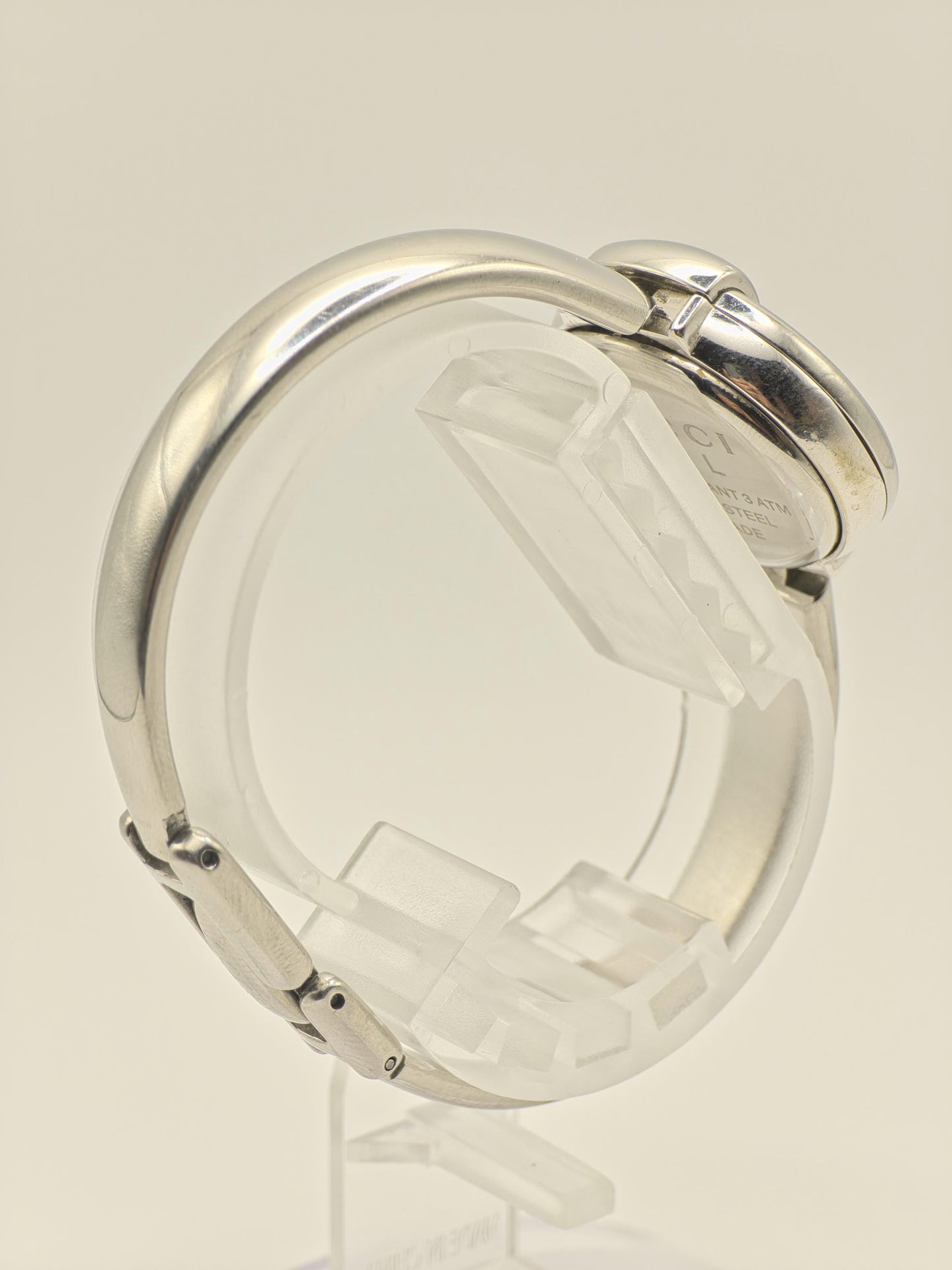 Gucci 1400L Watch Women Black Dial Silver Bangle Bracelet - 230