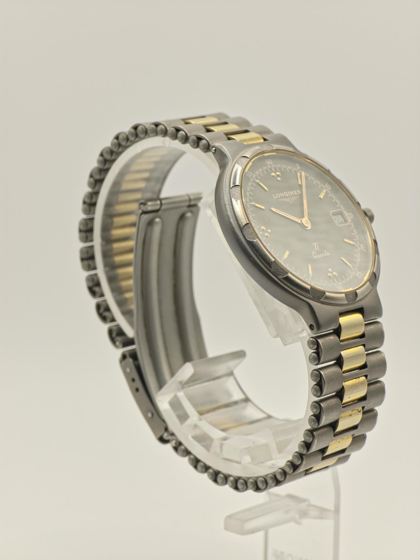 Longines Conquest Ti Quartz Titanium Watch Unisex Two Tone Date - 233