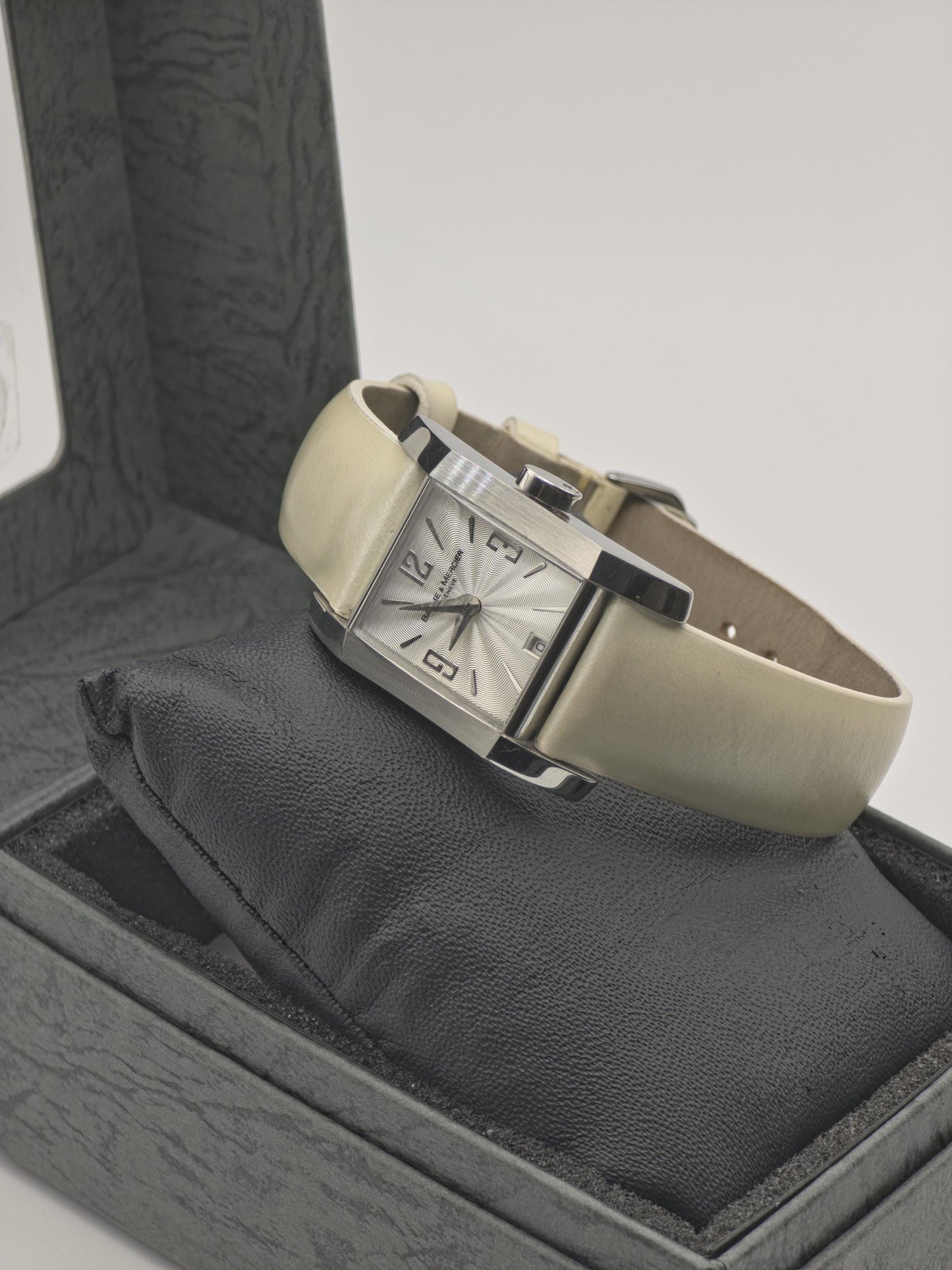 Baume & Mercier Geneve Quartz Watch Square Dial Leather Women - 241