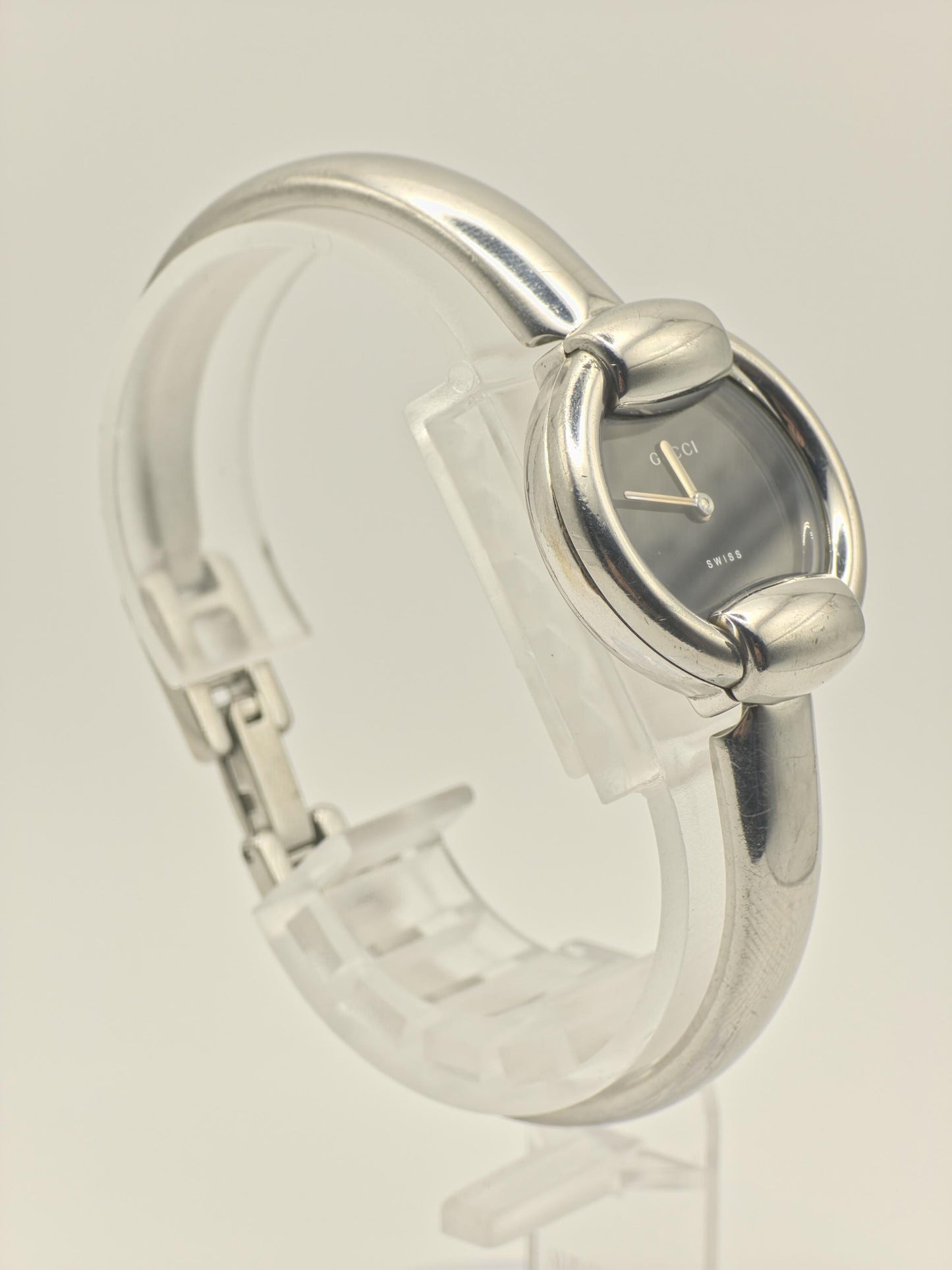 Gucci 1400L Quartz Watch Black Dial Stainless Steel Bangle Women Swiss Made- 255