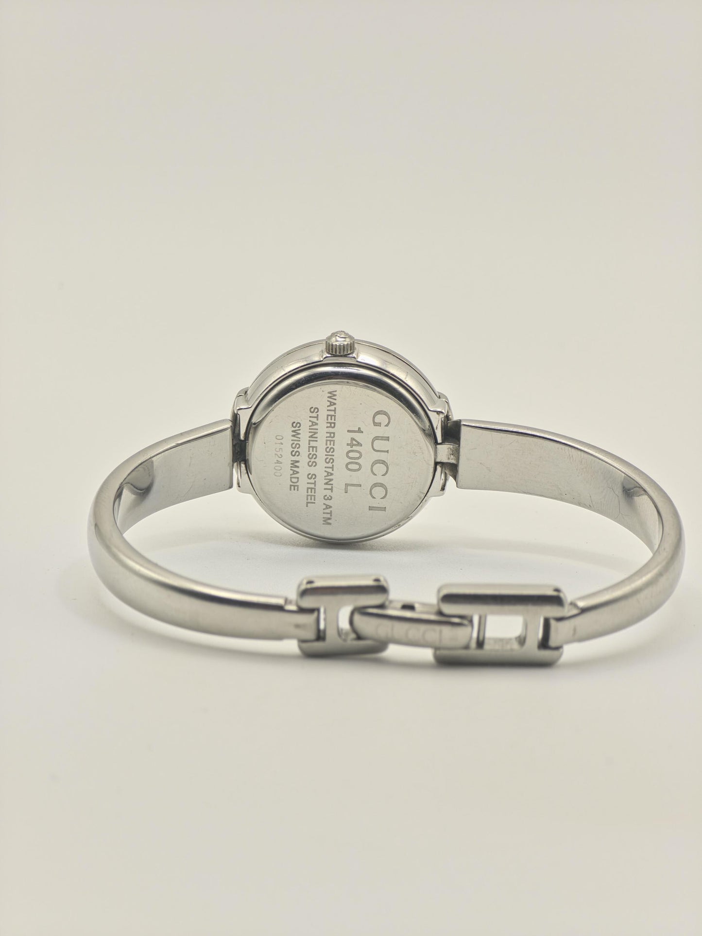 Gucci 1400L Quartz Watch Black Dial Stainless Steel Bangle Women Swiss Made- 255