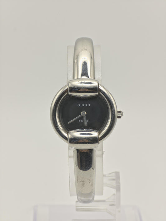Gucci 1400L Quartz Watch Black Dial Bangle Bracelet Women Swiss - 271