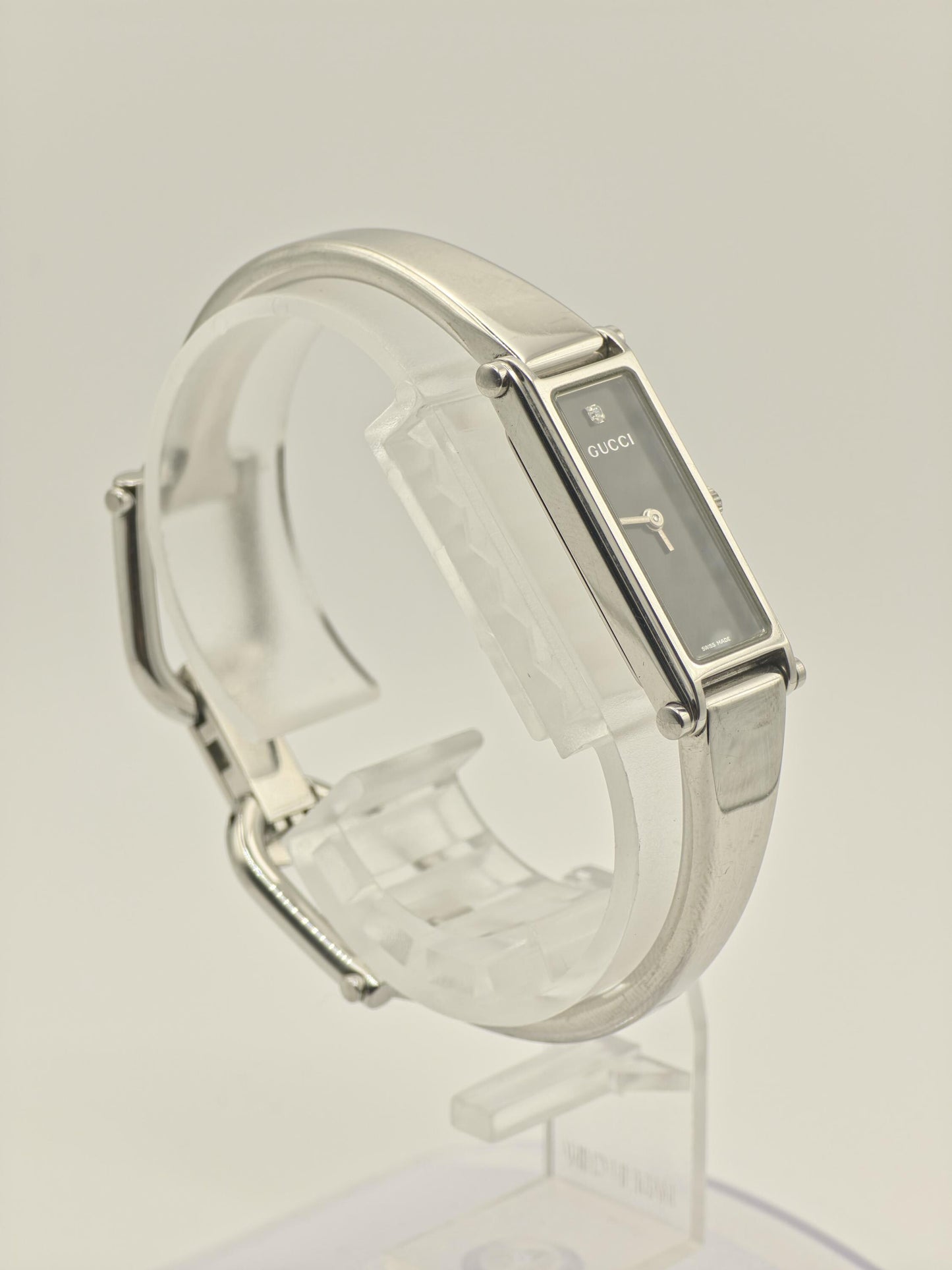 Gucci 1500L Quartz Watch Black Dial Diamond Bangle Bracelet Women Swiss - 273