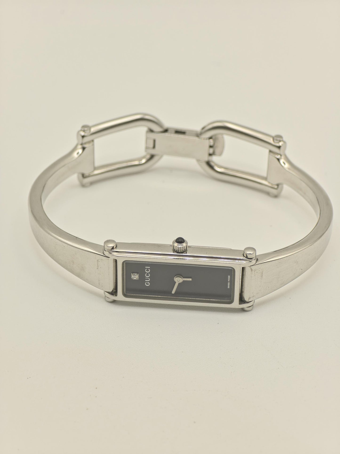 Gucci 1500L Quartz Watch Black Dial Diamond Bangle Bracelet Women Swiss - 273