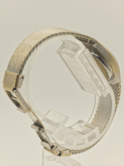 Rado Vintage Quartz Watch Silver Dial Women Swiss Classic - 277