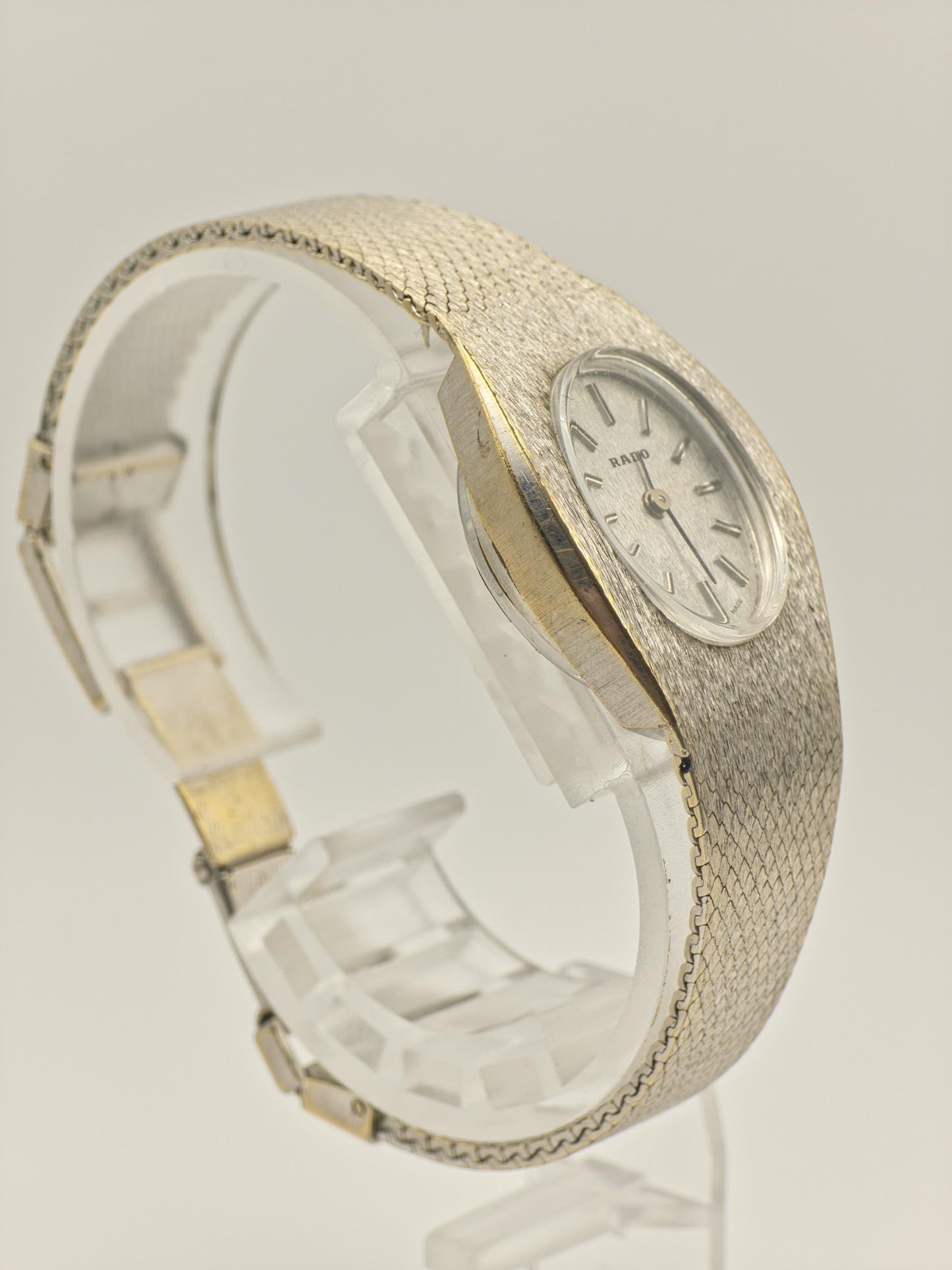 Rado Vintage Quartz Watch Silver Dial Women Swiss Classic - 277