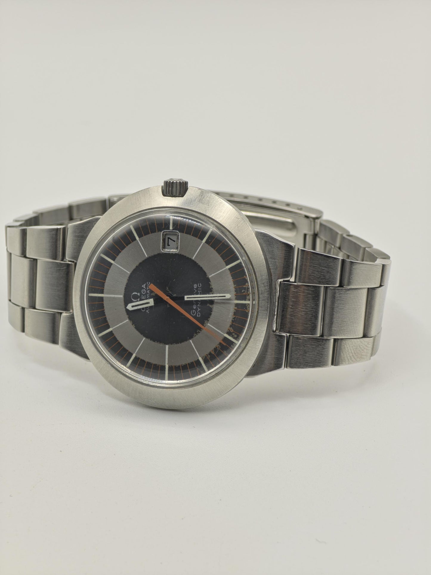 Omega Geneve Dynamic Automatic Watch Bullseye Dial Date Men Swiss Vintage - 281