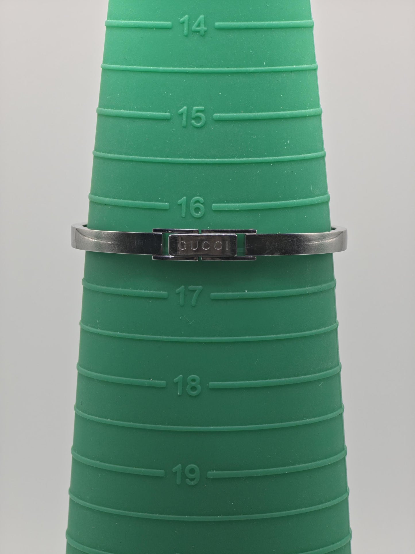 Gucci 105 Quartz Watch GG Monogram Dial Silver Women Box Only | - 244