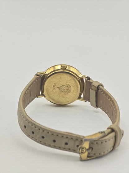 Gucci 3000L Quartz Watch Green Red Dial Gold Tone Leather Women - 246