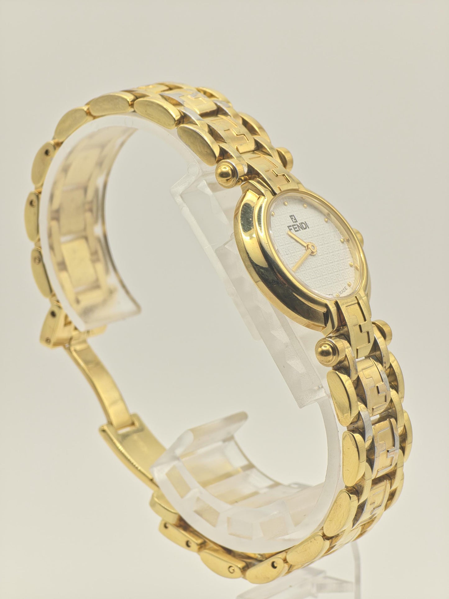 Fendi 770L Quartz Watch Gold Tone Bracelet White Dial Women Swiss Made - 253