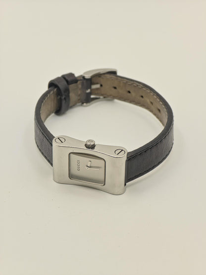 Gucci 2300L Quartz Watch Stainless Steel Case Leather Strap Women Swiss - 265